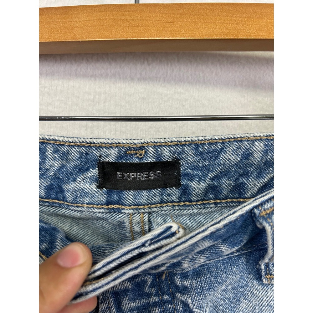Y2K Grunge Express Women 8 Blue Boyfriend Midi Mid Rise Distressed Denim Shorts - Picture 3 of 11